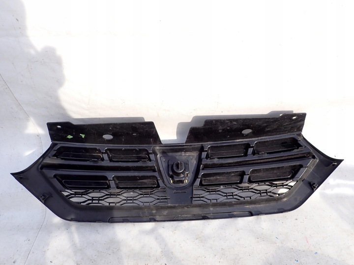 фото №13, Dacia lodgy рестайлинг 2017- решётка радиатора решётка