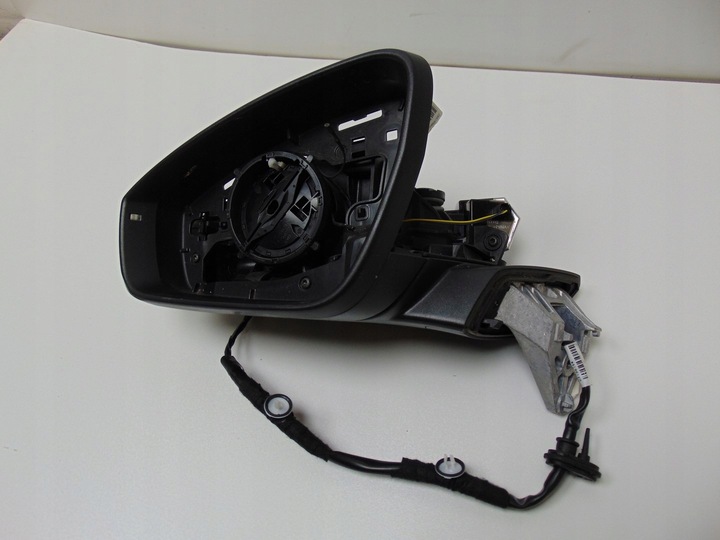фото №8, Зеркало левая audi q4 e-tron 89b857501 6 pin европа