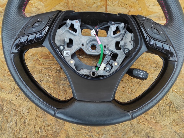 фото №6, Кермо toyota chr шкіра червона нитка