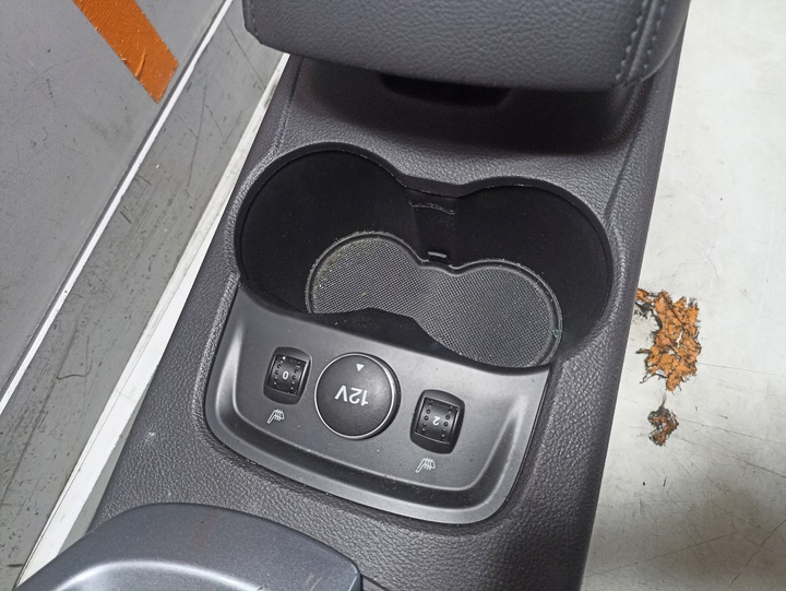 фото №11, Ford focus mk3 подлокотник туннель европа