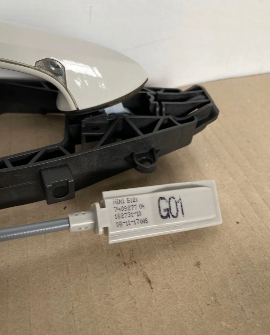 фото №6, Bmw x4 x3 g01 g02 a300 ручка праві перед зад кріплення кронштейн 7401204