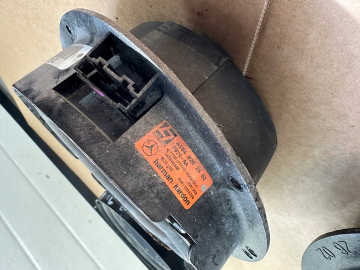 фото №12, Озвучення, динаміки, підсилювач harman кардон mercedes ml w164 6.3 європа