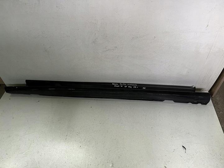 фото №1, Планка пороговая правая ford focus mk iv 4 st line 18