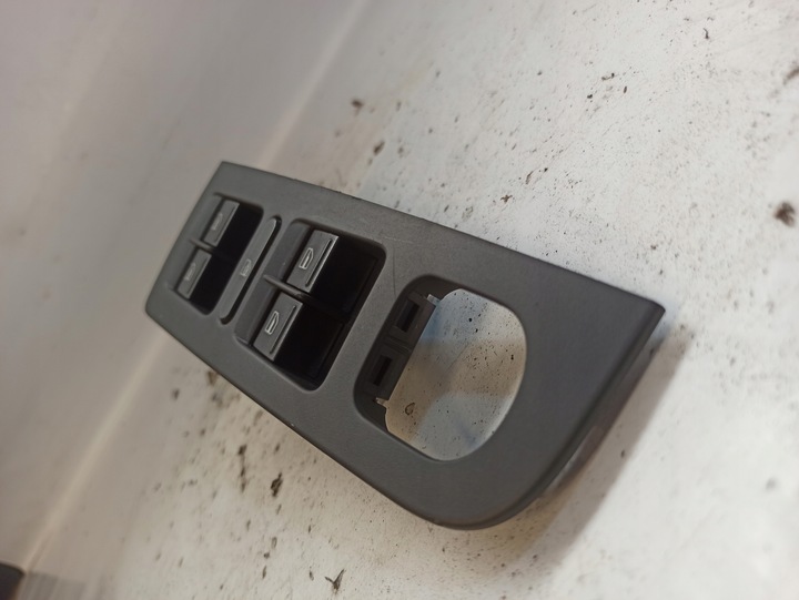 фото №6, Skoda octavia ii 2.0 tdi переключатель стекло 1z0959858b 3t1867171