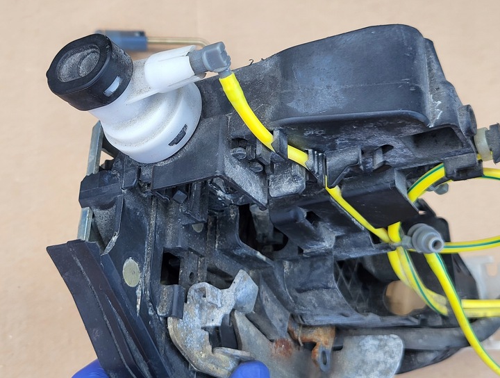 фото №10, Замок з дверь правый зад задний засов mercedes s w220 оригинальный номер