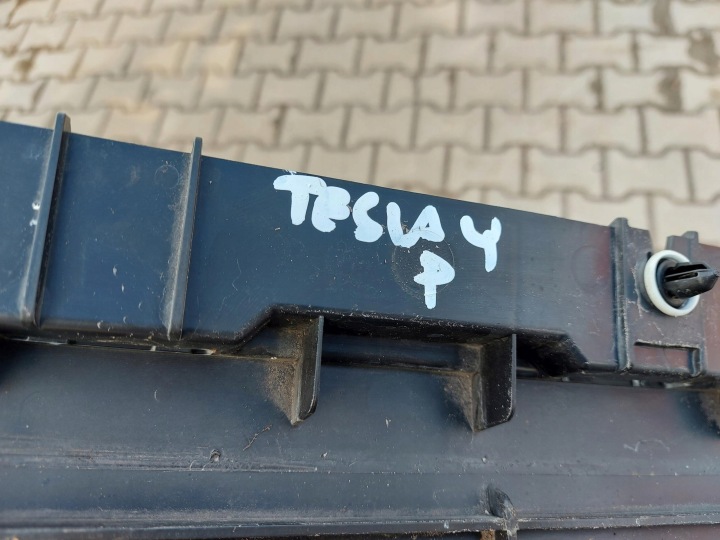 фото №5, Tesla модель y 2022r молдинг накладка порога правая 1497745-00-c