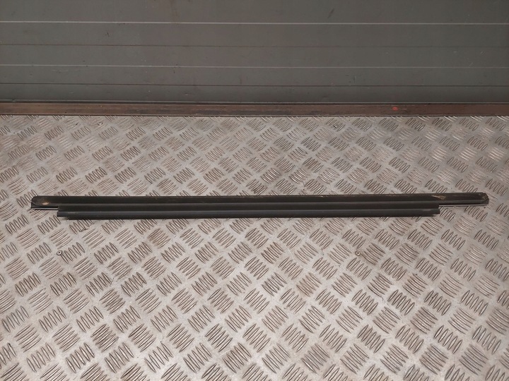 фото №6, Audi a7 s7 4g 2014 зад сторона ліва планка / прокладка скла двері задніх