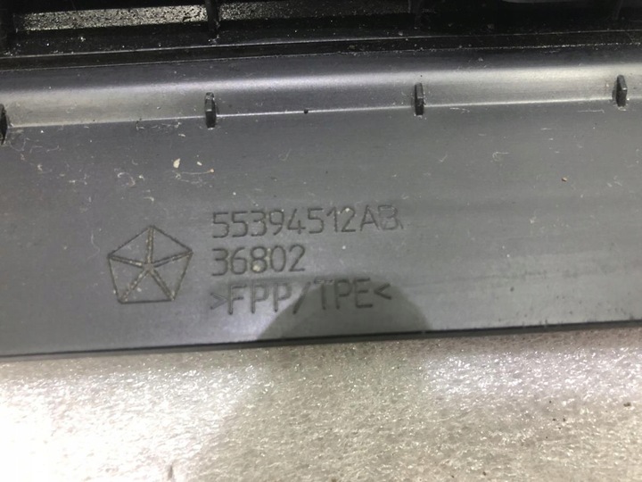 фото №10, Планка стёкла лобовой правая jeep grand cherokee wk