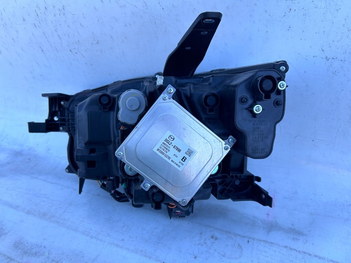 фото №14, Mazda cx30 cx-30 лампа права повний led dgj1-51030 європа ковзун кріпильний