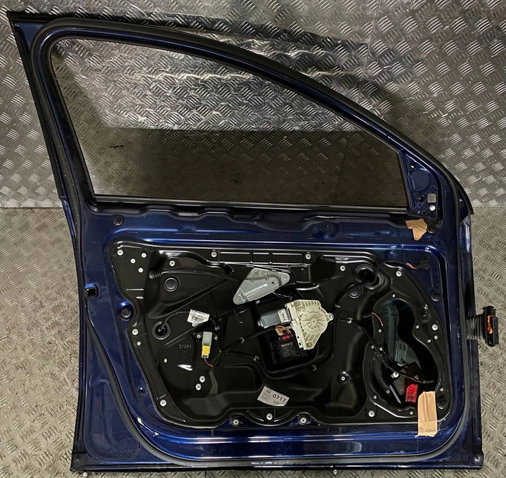 фото №8, Комплект дверь левая правые перед зад volkswagen passat b6 2008 красивый bez ржавчина