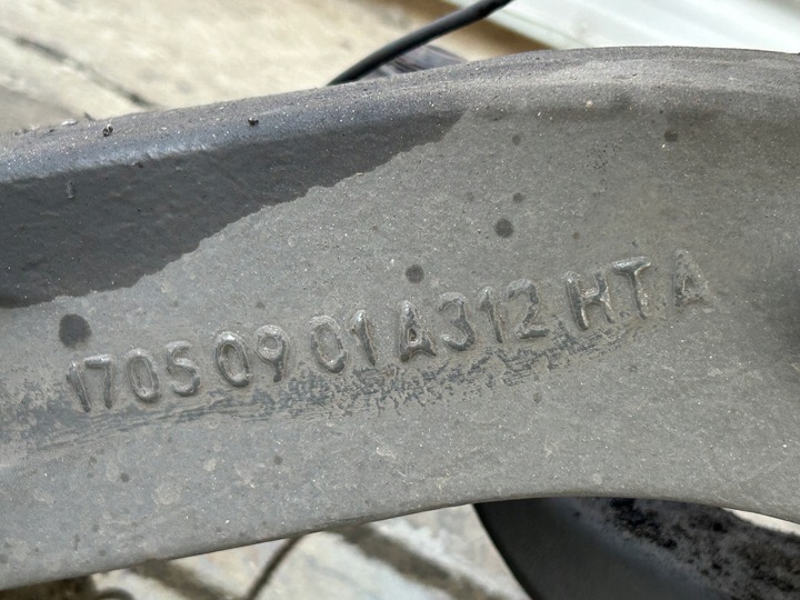 фото №6, Вісь ступиця передня mercedes actros mp4 a9603312701 18r