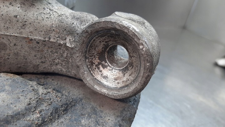 фото №7, Поворотна опора права 9461944 volvo v70 ii 00-07r 2.4b 140km