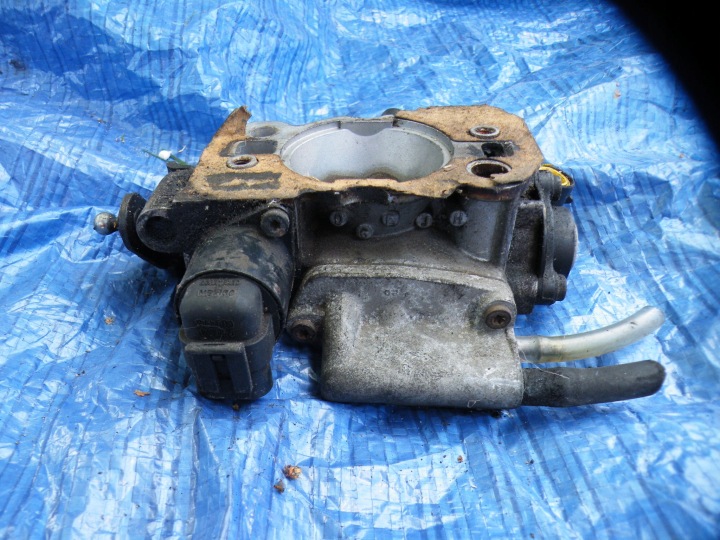 фото №9, Opel corsa b 1.2 8v дросельна заслінка 09888