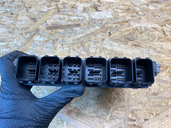 фото №10, Комп'ютер блок керування двигуна bmw g11 g12 g30 g31 3.0d 8479490 0281036241