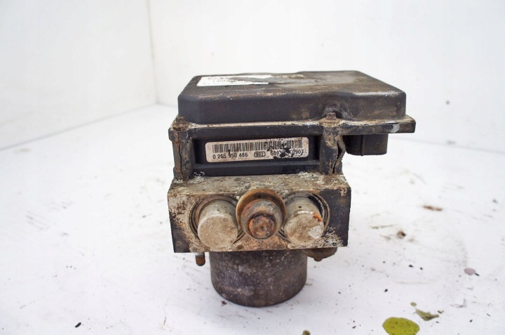 фото №5, Tu158 cadillac escalade iii 6.2i блок управления abs 0265950486