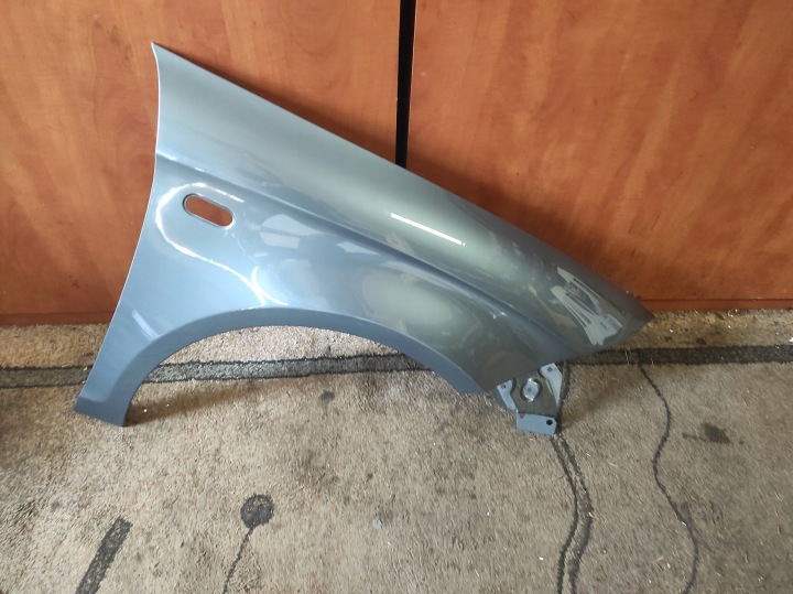 фото №15, Крыло правое перед передний seat toledo iii 3 5p2 10.04-09.09r лак ls5v