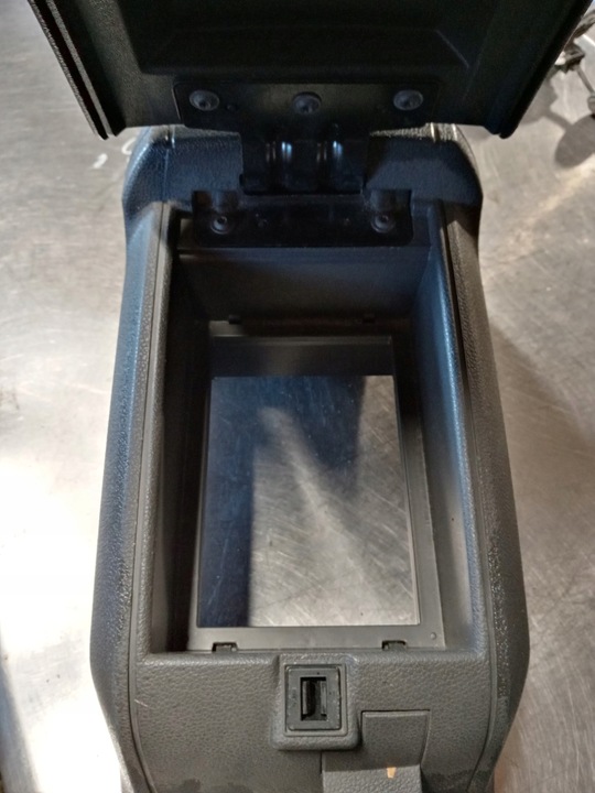 фото №6, Подлокотник кожаный ford c-max 1