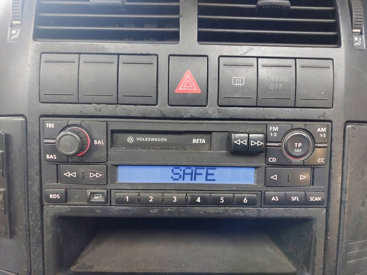 фото №10, Радио проигрыватель + панель воздуховод + рамка подстаканник polo iv 1j0035152f