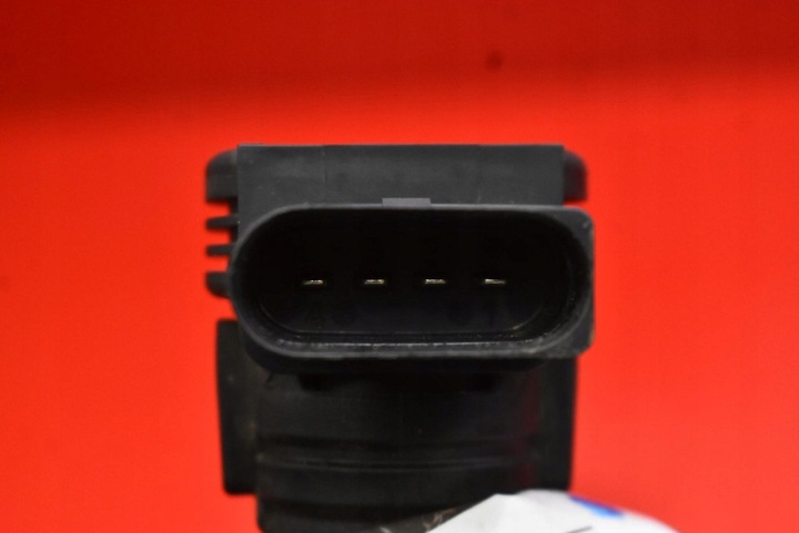 фото №8, Катушка зажигания 07k905715f audi a3 8p 2.0 fsi 150 km 03-05