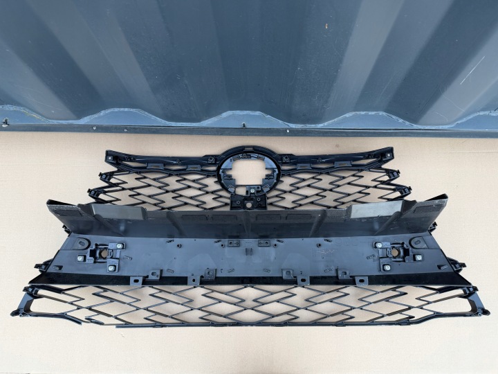 фото №11, Lexus rx v f-sport 23- решітка радіатора 53101-48c10 53111-48570 g32