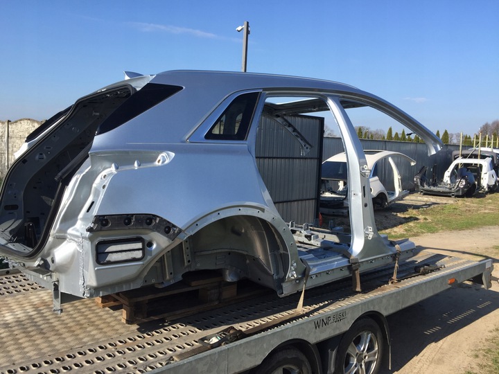 фото №1, Cadillac xt5 17 крыло зад четверть