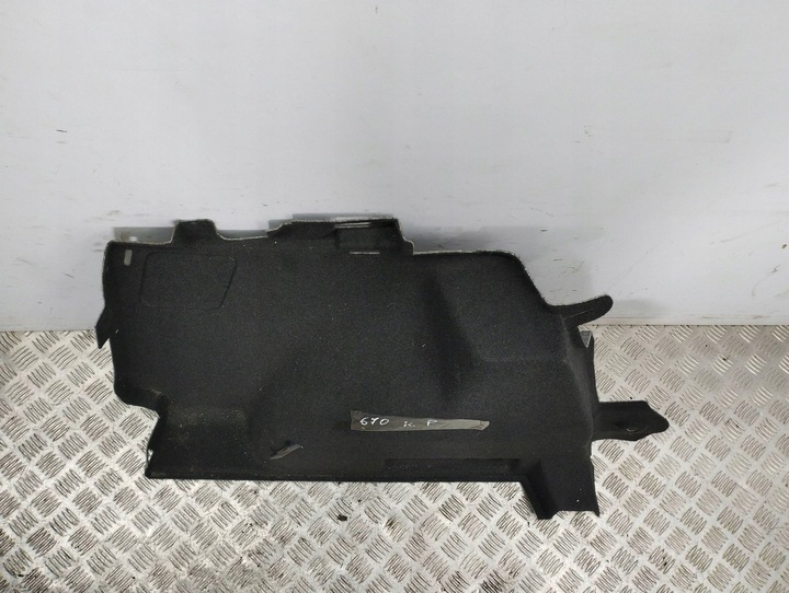 фото №8, Seat ateca 2019 ліва сторона нижній панель бардачка колеса запасного