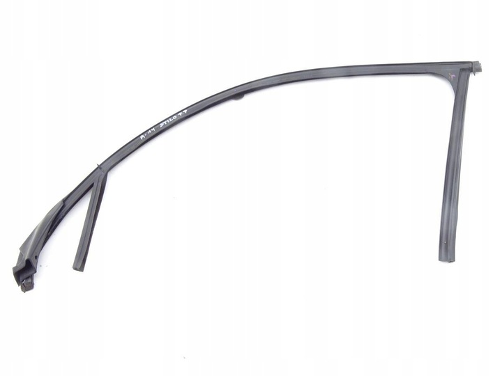 фото №1, Fiat stilo прокладка стёкла дверь правый перед 5d hb