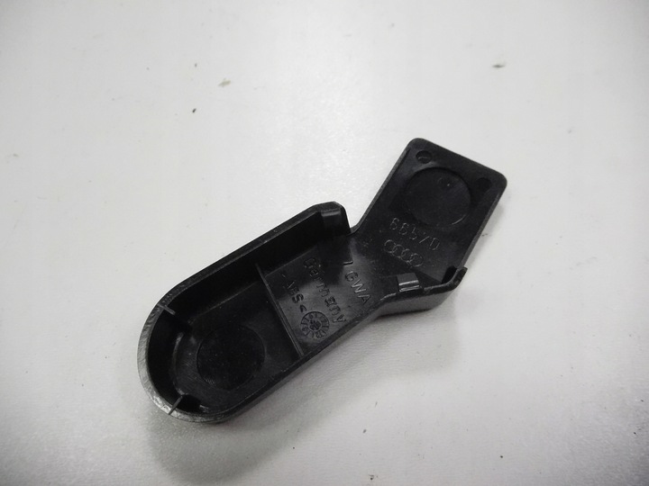 фото №5, Отделка подлокотника зад audi a4 8d588574101c