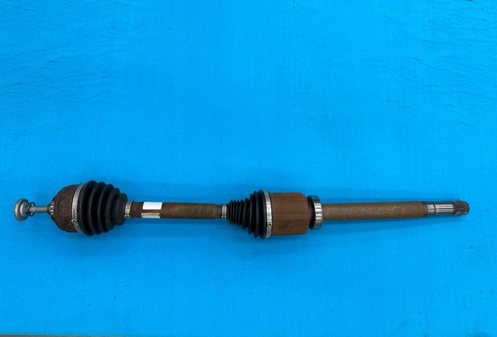 фото №1, Sprinter w910 w907 полуось правые перед a9103302900 идеальная