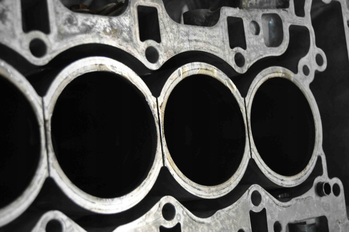 фото №7, Блок двигателя bmw 3 купе e92 7576336 12054067 3.0l 200kw 2007