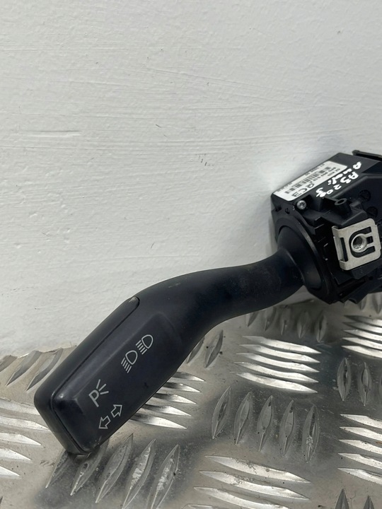 фото №6, Audi a3 s3 8p 2006 кермовий/підкермовий / перемикач поворотів