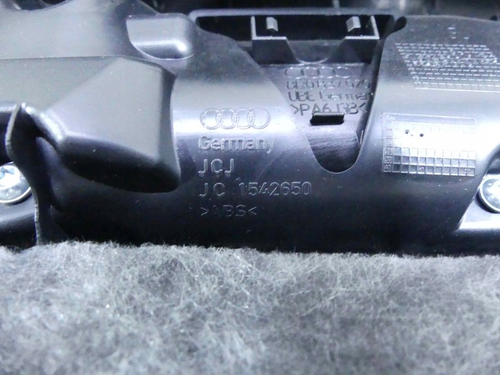 фото №7, Обивка боковина перед правые audi q5 8r 08-