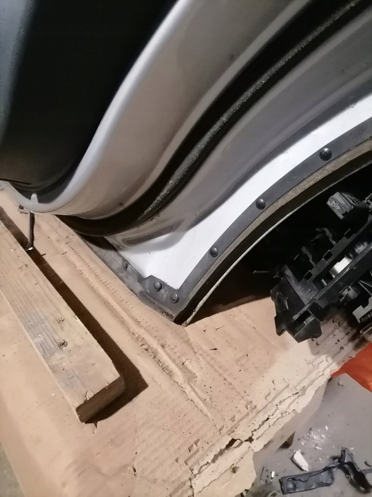 фото №10, Ssangyong kyron 05-14 дверь правые зад