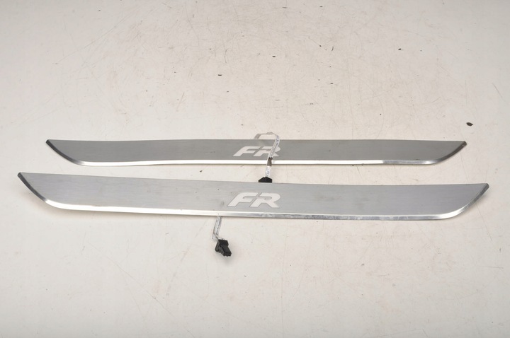 фото №1, Seat leon iv накладки планки пороговые передние комплект fr 5fa947417a