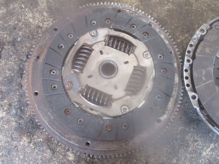 фото №5, Зчеплення двомасовий маховик 04c141031c vw audi skoda 1.0tsi