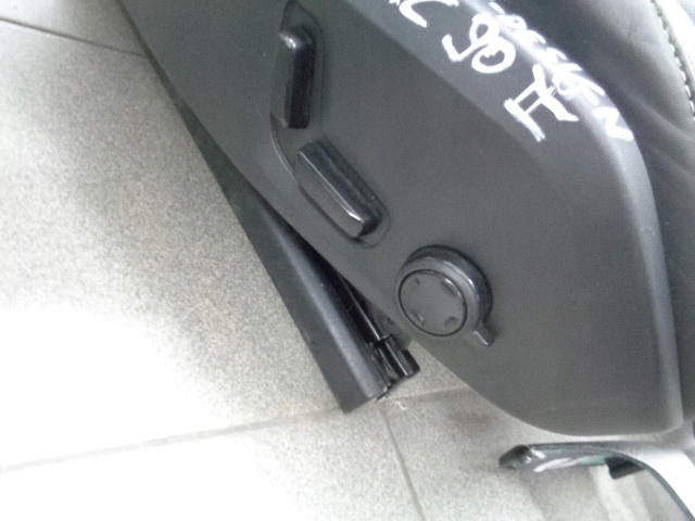 фото №16, Сиденье сиденья диван комплект кожа 7 легковые volvo xc90 ii r-design европа