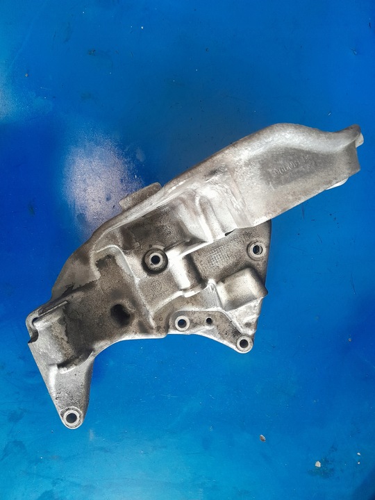 фото №1, Лапи кронштейн 31480996 volvo xc90 s90 v90 2.0 d4 d4204t4