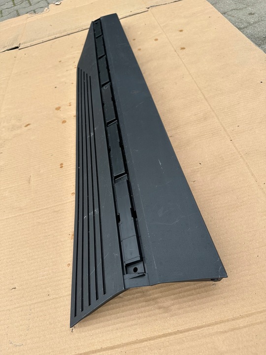 фото №3, Hyundai ioniq v планка двері передніх правих