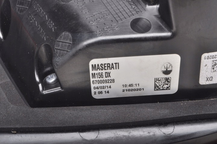 фото №8, Maserati quattroporte vi фара правая задняя правое зад w крышка багажника 670009228
