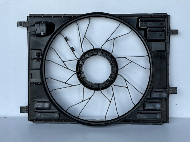 фото №1, Корпус вентилятора mercedes e-klasa 214 w214 a0999069801