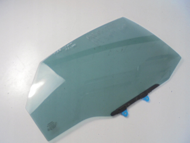 фото №1, Скло двері правий зад toyota avensis t25 sedan 01r