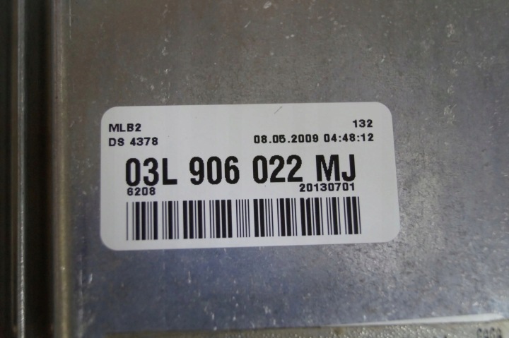 фото №7, Блок управления  audi a4 03l906022mj 0281015584