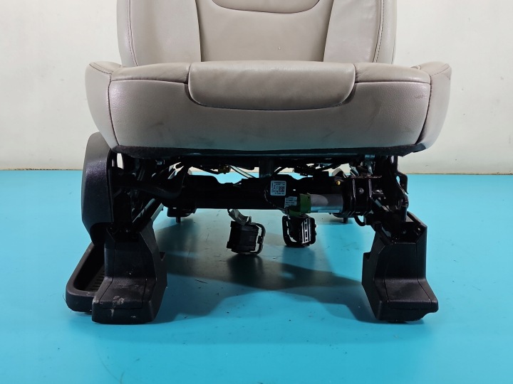 фото №10, Сиденья комплект диван перед подогрев кожа ford edge ii mk2 14-18