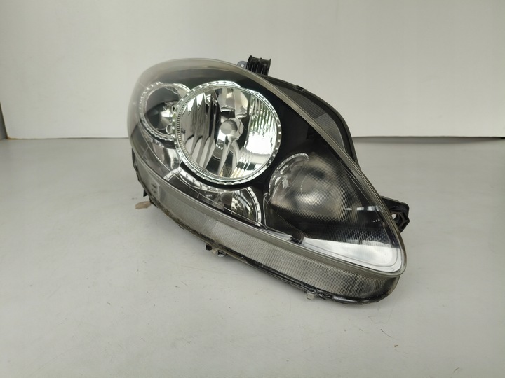 фото №1, Лампа правая фара seat altea 5p 5p0 04-