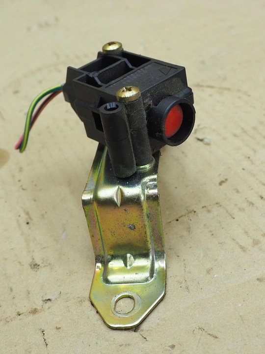 фото №6, Mazda tribute 00-07 вимикач ударний