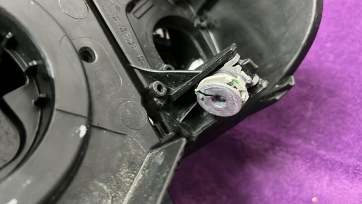 фото №8, Лампа bmw f48 рестайлинг полный led левая европа 90184792 сцепление