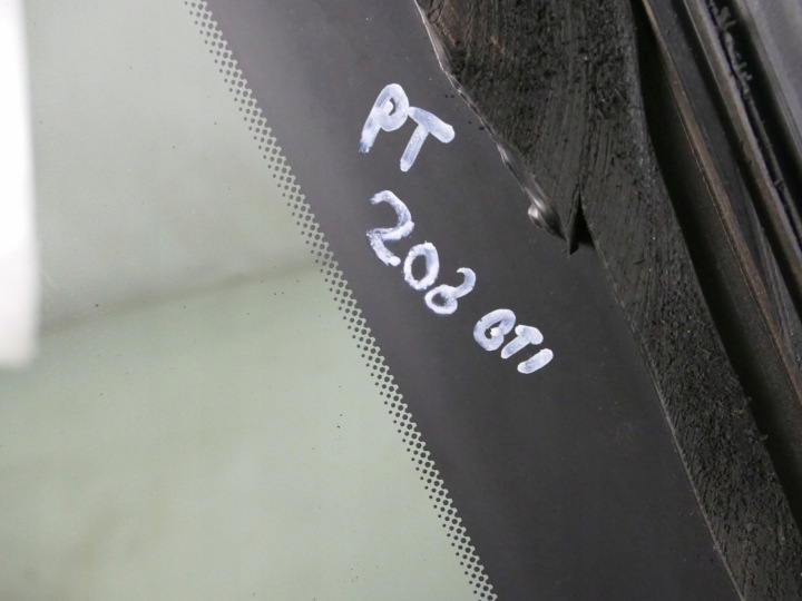 фото №6, Peugeot 208 gti lif скло кузова праве зад 3d