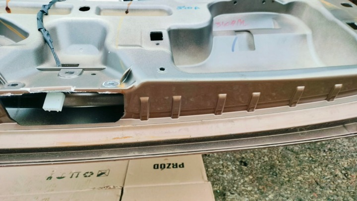 фото №11, Volvo xc60 2008-13 крышка багажника 30754537