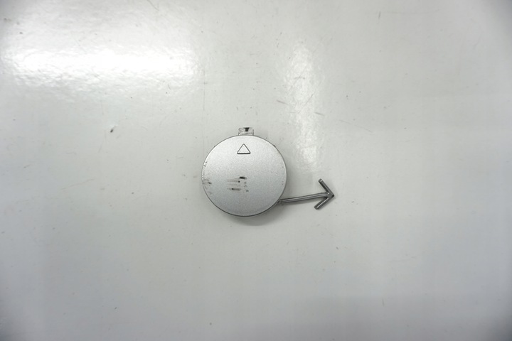 фото №1, Kia pro ceed ii заглушка фаркоп бампера зад 9s