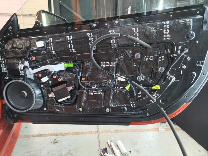 фото №16, Stp profi 2,5mm коврик butylowa шумопоглощающая premium tłumienie колебания вибрации